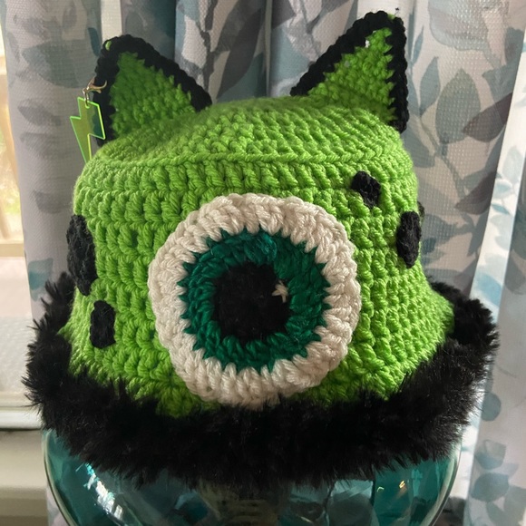 iHeartRaves Accessories - Crochet Alien Bucket Hat